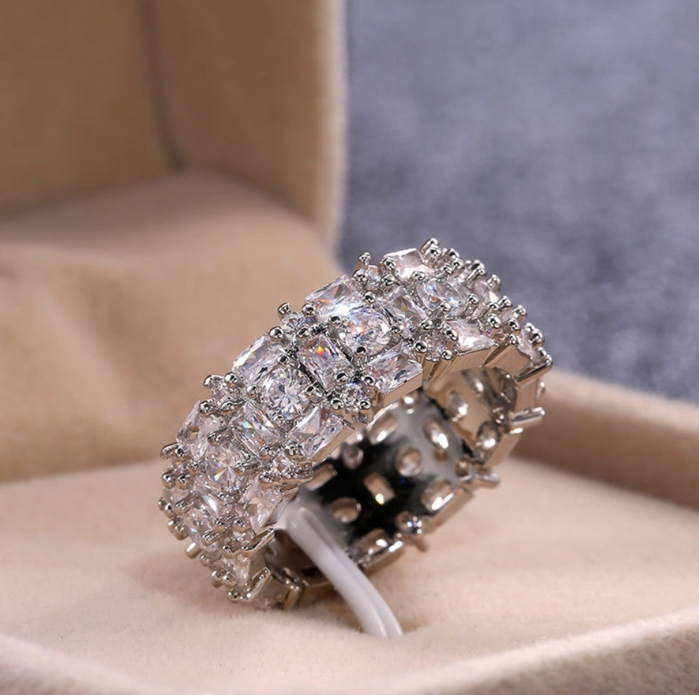 Luxury Zirconia Ring