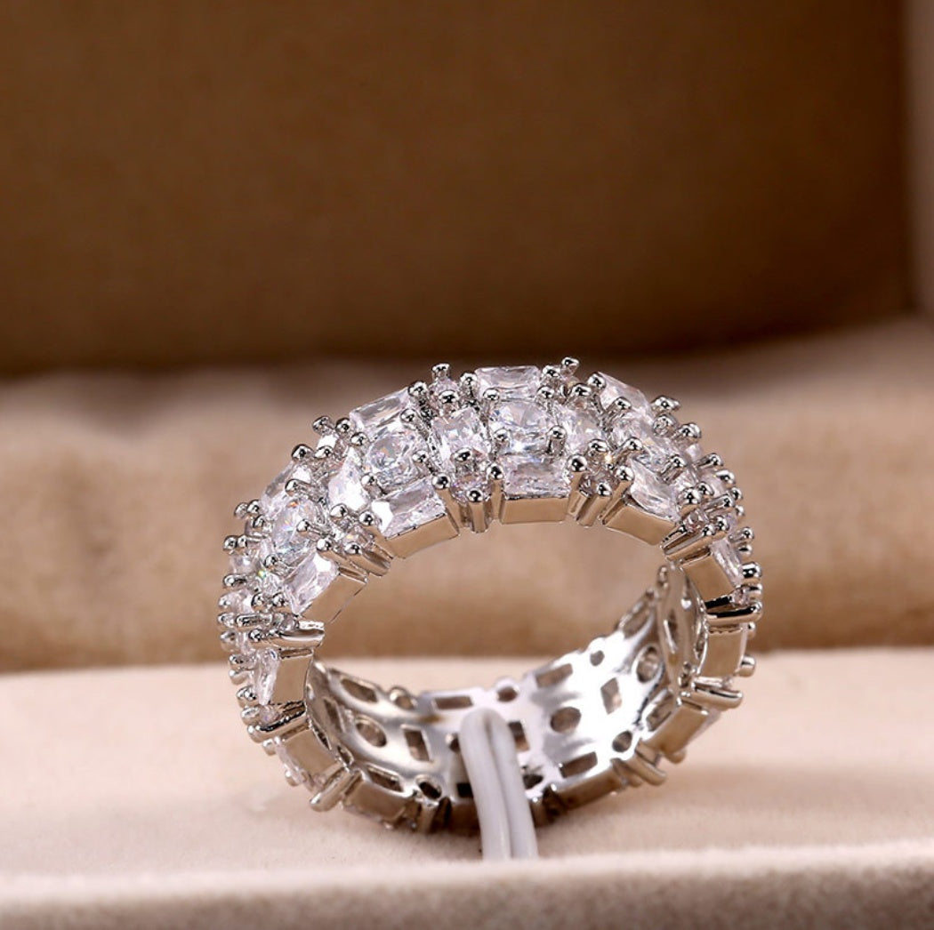 Luxury Zirconia Ring